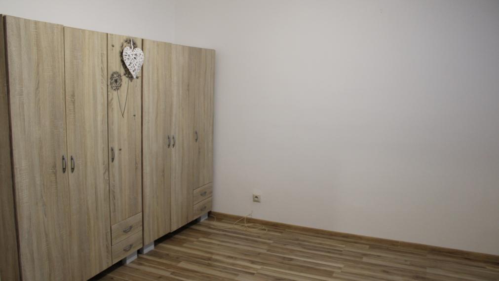 SPEKTRUM REALITY- Na Predaj 1-izbový byt, 36 m2, okres Žiar nad Hronom