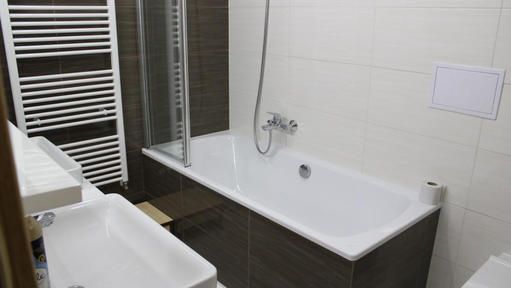 SPEKTRUM REALITY - Na PREDAJ Novostavbu- 4-izbový rodinný dom s garážou, okres Prievidza, ul. R. Jašíka