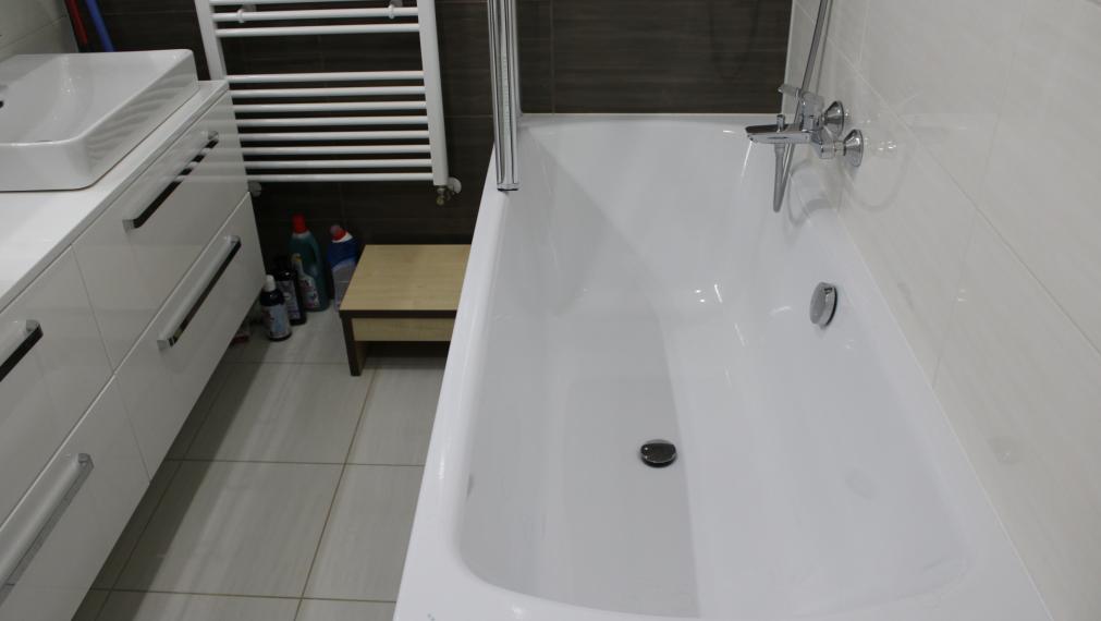 SPEKTRUM REALITY - Na PREDAJ Novostavbu- 4-izbový rodinný dom s garážou, okres Prievidza, ul. R. Jašíka