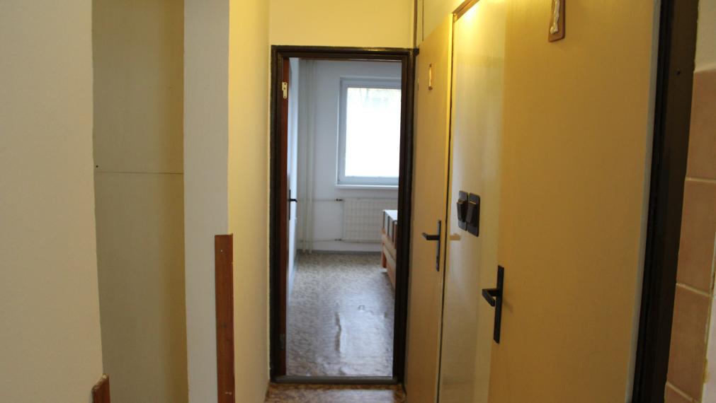 SPEKTRUM REALITY- Na Predaj 3-izbový byt, 70 m2 s loggiou, okres Prievidza, sídlisko Zapotôčky