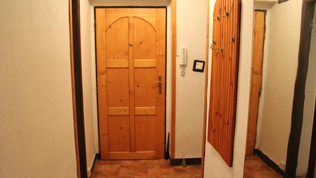 SPEKTRUM REALITY Vám ponúka na PREDAJ 2 -izbový byt 51 m2, Handlová ul. 29. Augusta