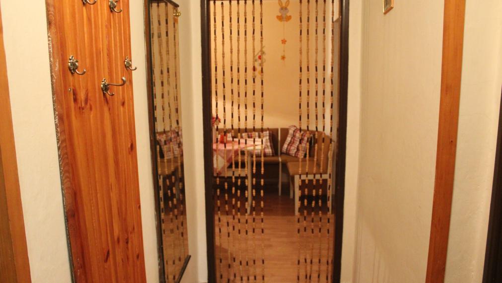 SPEKTRUM REALITY Vám ponúka na PREDAJ 2 -izbový byt 51 m2, Handlová ul. 29. Augusta