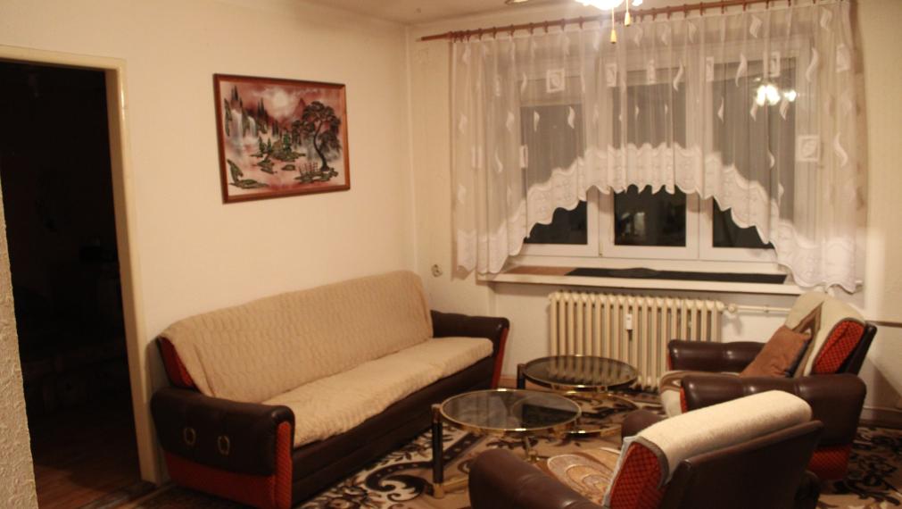 SPEKTRUM REALITY Vám ponúka na PREDAJ 2 -izbový byt 66 m2, Handlová ul. 29. Augusta