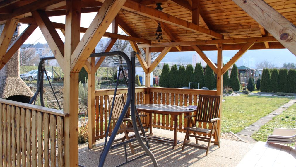 EXKLUZÍVNE- SPEKTRUM REALITY- Na Predaj záhradná chatka s pozemkom 218 m2,, záhradkárska osada " Partizánske