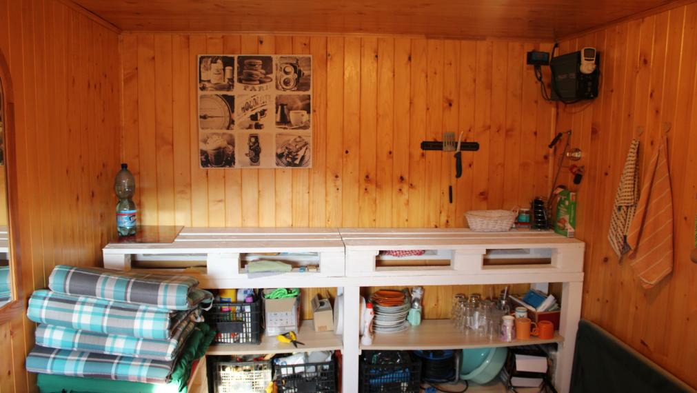 EXKLUZÍVNE- SPEKTRUM REALITY- Na Predaj záhradná chatka s pozemkom 218 m2,, záhradkárska osada " Partizánske