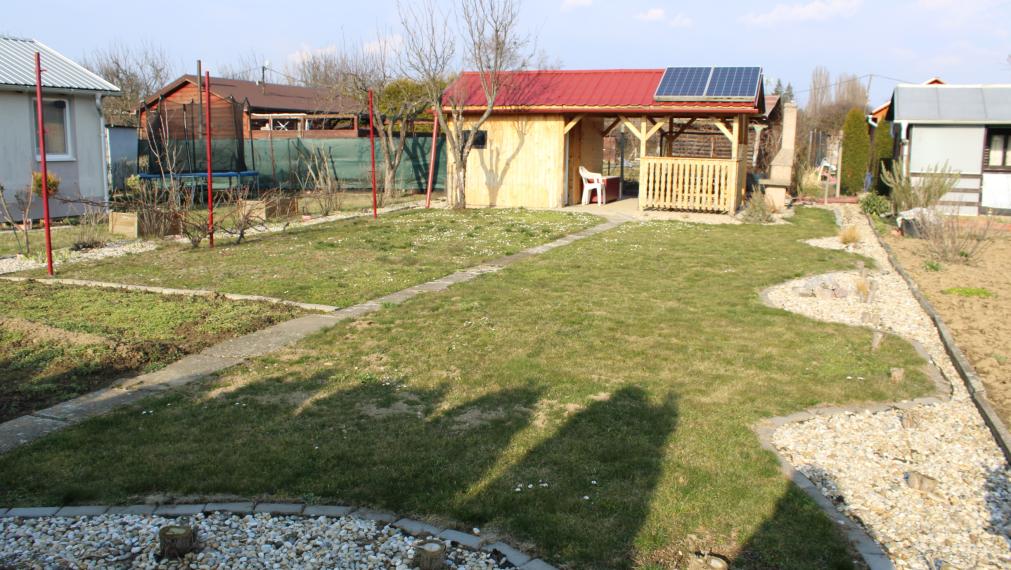 EXKLUZÍVNE- SPEKTRUM REALITY- Na Predaj záhradná chatka s pozemkom 218 m2,, záhradkárska osada " Partizánske