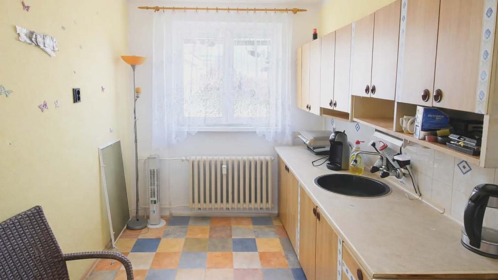 EXKLUZÍVNE-SPEKTRUM REALITY Vám ponúka na PREDAJ 2 -izbový byt 66 m2, Handlová ul. 29. Augusta