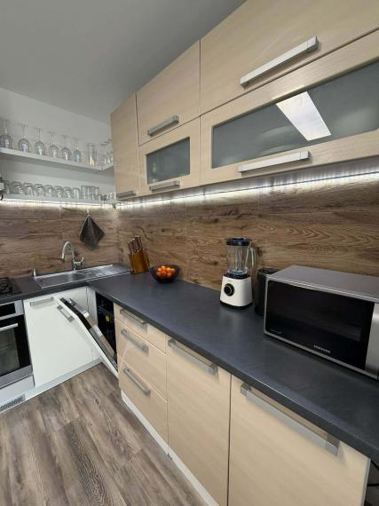 SPEKTRUM REALITY- Na PRENÁJOM veľkometrážny 3-izbový byt, 86 m2, Žiar nad Hronom