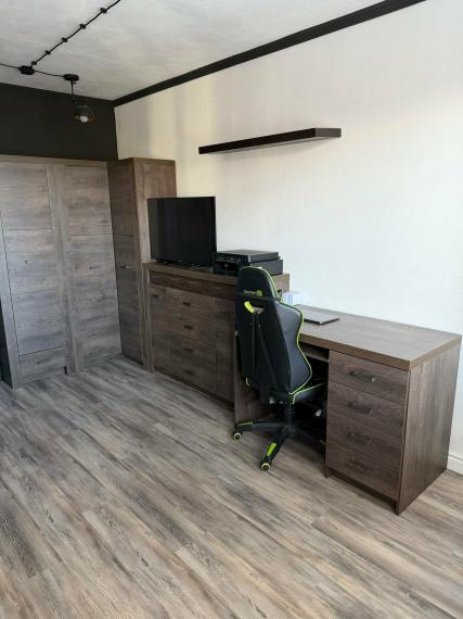 SPEKTRUM REALITY- Na PRENÁJOM veľkometrážny 3-izbový byt, 86 m2, Žiar nad Hronom