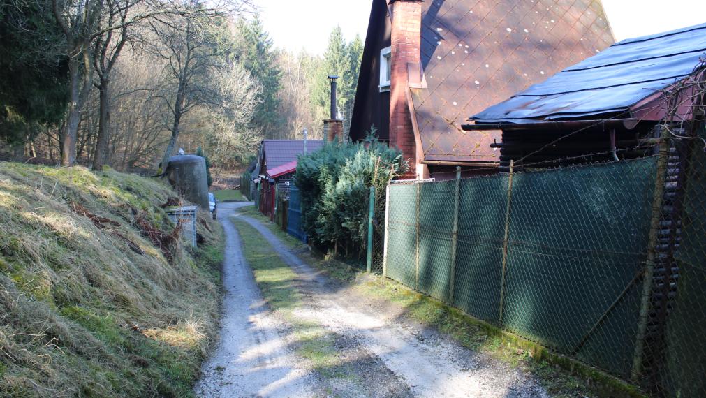 EXKLUZÍVNE- SPEKTRUM REALITY- Na Predaj záhradná chatka s pozemkom 385 m2,, záhradkárska osada SNP " Handlová