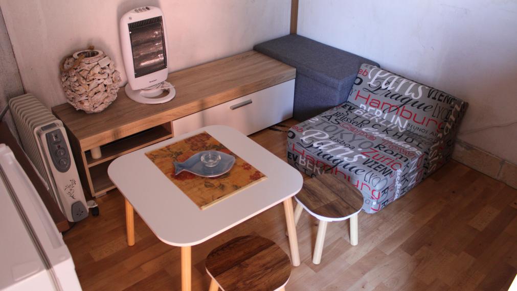 EXKLUZÍVNE- SPEKTRUM REALITY- Na Predaj záhradná chatka s pozemkom 385 m2,, záhradkárska osada SNP " Handlová