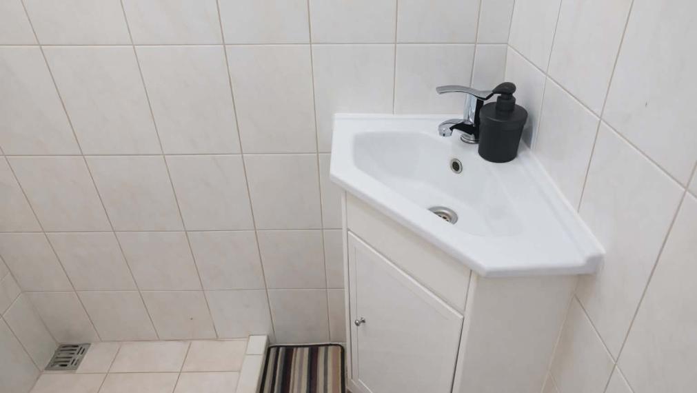 SPEKTRUM REALITY- Na PRENÁJOM  zariadený 1- izbový byt, 29 m2, Handlová, 29.Augusta