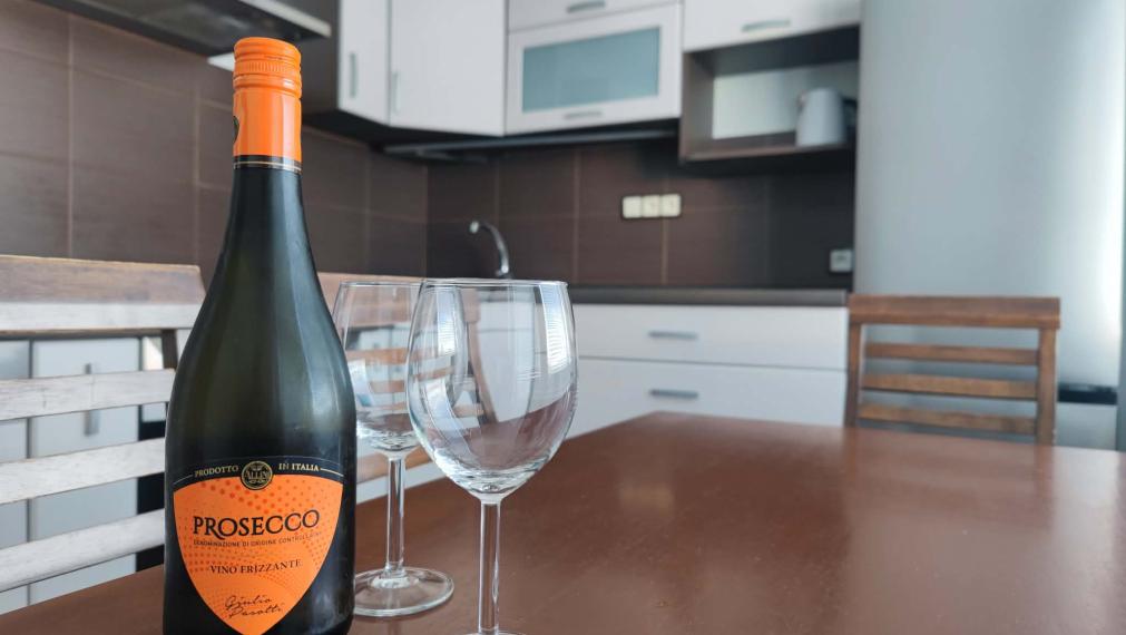 SPEKTRUM REALITY- Na PREDAJ kompletne prerobený 3.5-izbový byt, 82 m2, Prievidza