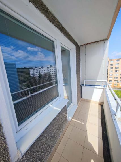 SPEKTRUM REALITY- Na PREDAJ kompletne prerobený 3.5-izbový byt, 82 m2, Prievidza