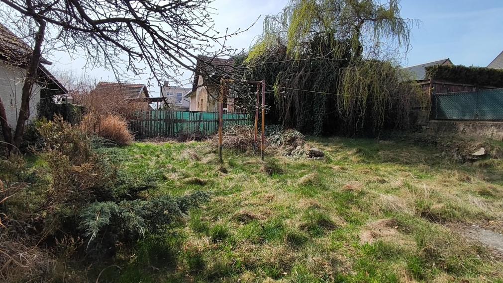 SPEKTRUM REALITY - Na Predaj  starší rodinný dom/ chalupa s pozemkom  506 m2 , Poruba, okres Prievidza