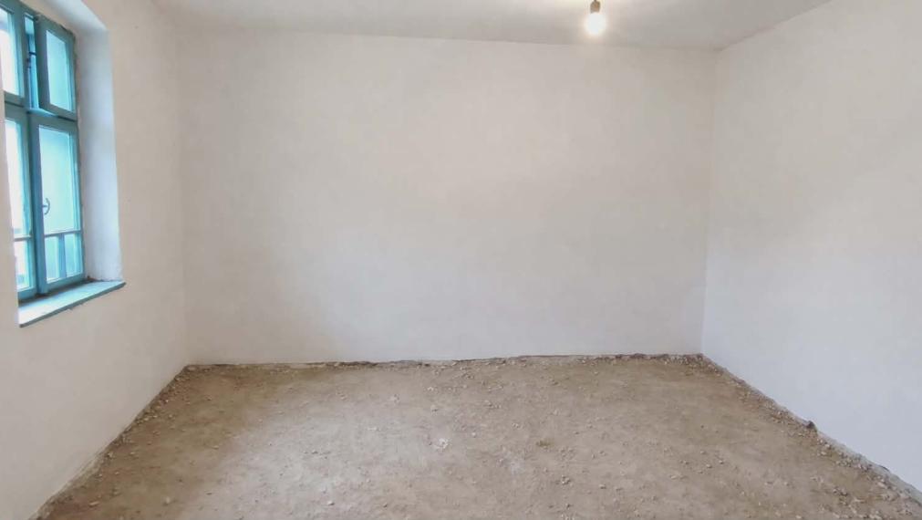 SPEKTRUM REALITY - Na Predaj rodinný dom/ chalupa s pozemkom 213 m2 , Dolná Ves, okres Žiar nad Hronom