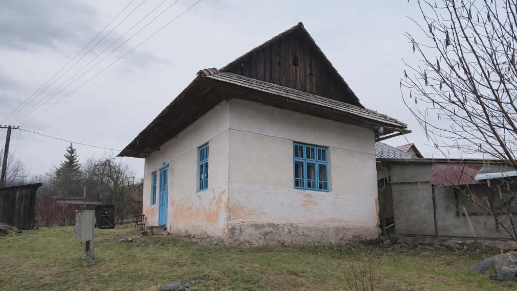 SPEKTRUM REALITY - Na Predaj rodinný dom/ chalupa s pozemkom 213 m2 , Dolná Ves, okres Žiar nad Hronom