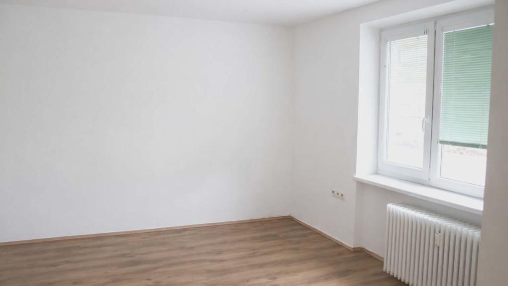 SPEKTRUM REALITY- Na PREDAJ veľkometrážny 3-izbový byt, 81 m2, Handlová, 29. Augusta