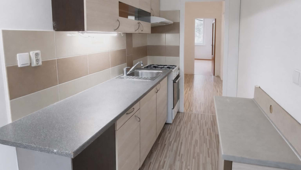 SPEKTRUM REALITY- Na Predaj 3-izbový byt, 80 m2 s loggiou, okres Prievidza, sídlisko Kopanice