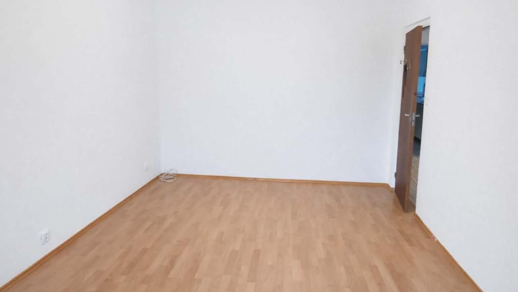 SPEKTRUM REALITY- Na Predaj 3-izbový byt, 80 m2 s loggiou, okres Prievidza, sídlisko Kopanice