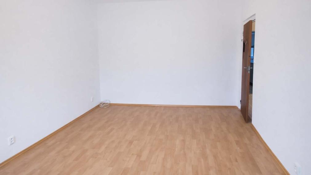 SPEKTRUM REALITY- Na Predaj 3-izbový byt, 80 m2 s loggiou, okres Prievidza, sídlisko Kopanice