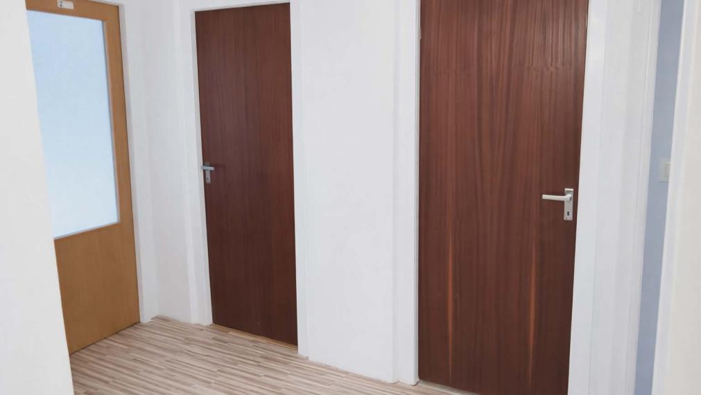 SPEKTRUM REALITY- Na Predaj 3-izbový byt, 80 m2 s loggiou, okres Prievidza, sídlisko Kopanice