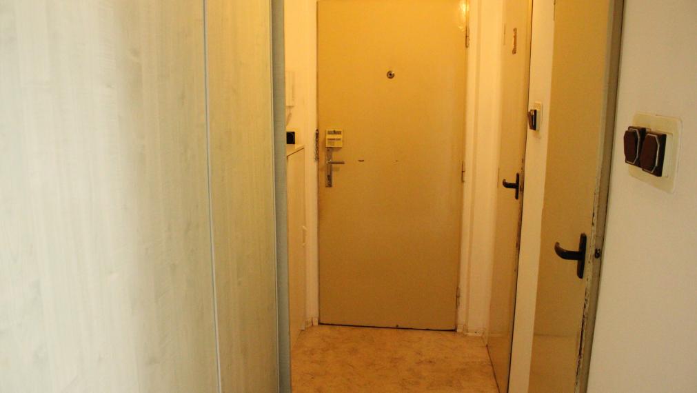 SPEKTRUM REALITY- Na PRENÁJOM 2-izbový byt, 56 m2 s balkónom, Handlová, ul. Prievidzská