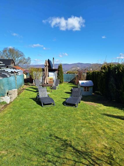 EXKLUZÍVNE- SPEKTRUM REALITY- Na Predaj záhradná chatka s pozemkom 385 m2,, záhradkárska osada SNP " Handlová