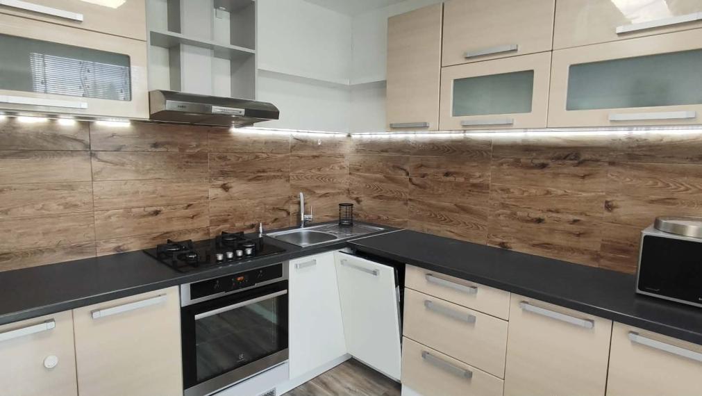 SPEKTRUM REALITY- Na PRENÁJOM veľkometrážny 3-izbový byt, 86 m2, Žiar nad Hronom