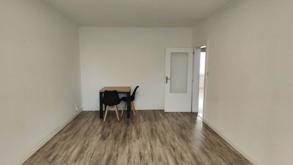 SPEKTRUM REALITY- Na PRENÁJOM veľkometrážny 3-izbový byt, 86 m2, Žiar nad Hronom