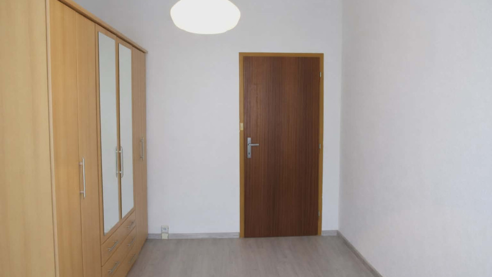 SPEKTRUM REALITY- Na PREDAJ veľkometrážny 4-izbový byt, 84 m2, Handlová, ul. Okružná