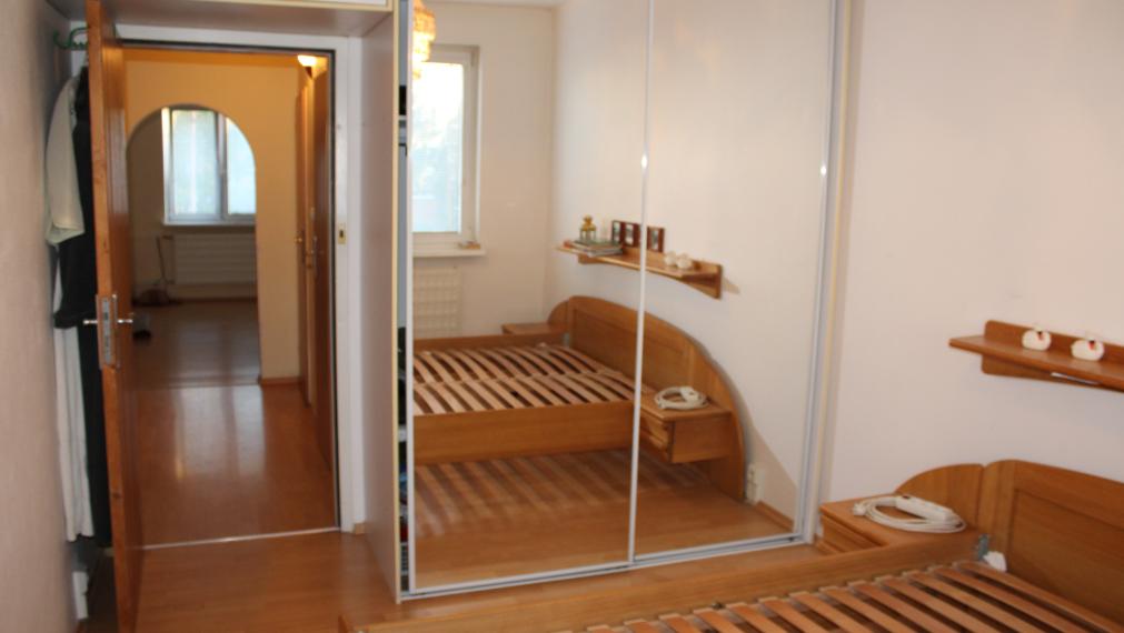 SPEKTRUM REALITY- Na PREDAJ  3-izbový byt, 64 m2 s loggiou, Prievidza, sídlisko Zapotôčky