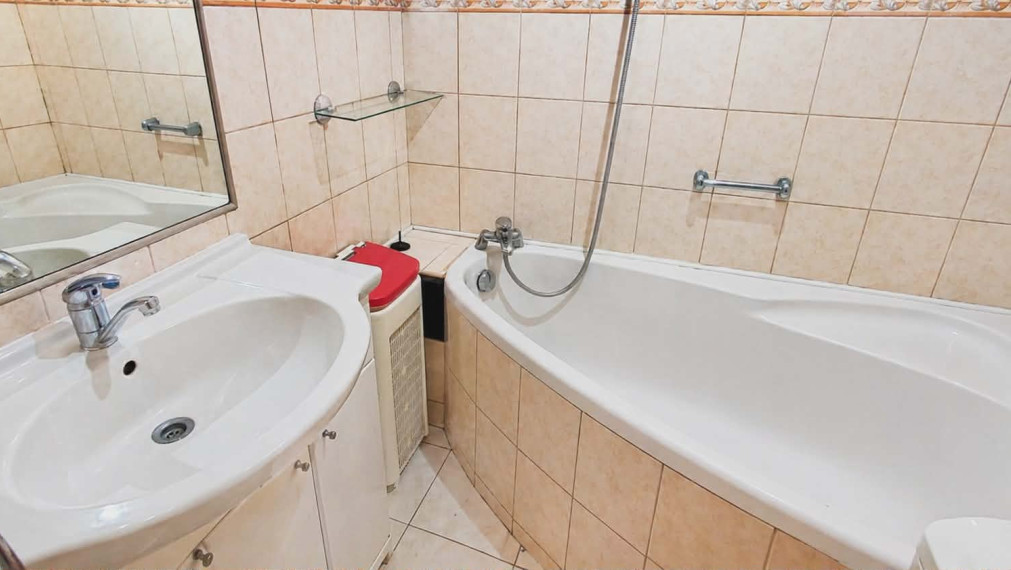 SPEKTRUM REALITY- Na PREDAJ  3-izbový byt, 64 m2 s loggiou, Prievidza, sídlisko Zapotôčky