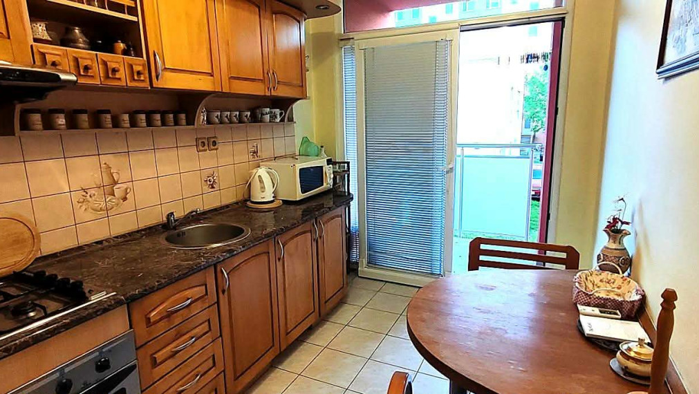 SPEKTRUM REALITY- Na PREDAJ  3-izbový byt, 64 m2 s loggiou, Prievidza, sídlisko Zapotôčky