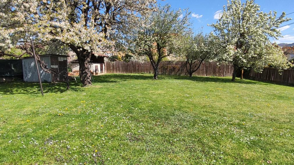 SPEKTRUM REALITY - Na PREDAJ Rodinný dom s garážou, pozemkom 802 m2, Nitrianske Pravno, okres Prievidza