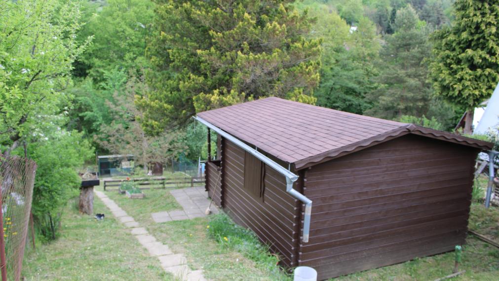 EXKLUZÍVNE- SPEKTRUM REALITY- Na Predaj záhradná chatka s pozemkom 398 m2,, záhradkárska osada Mier " Handlová