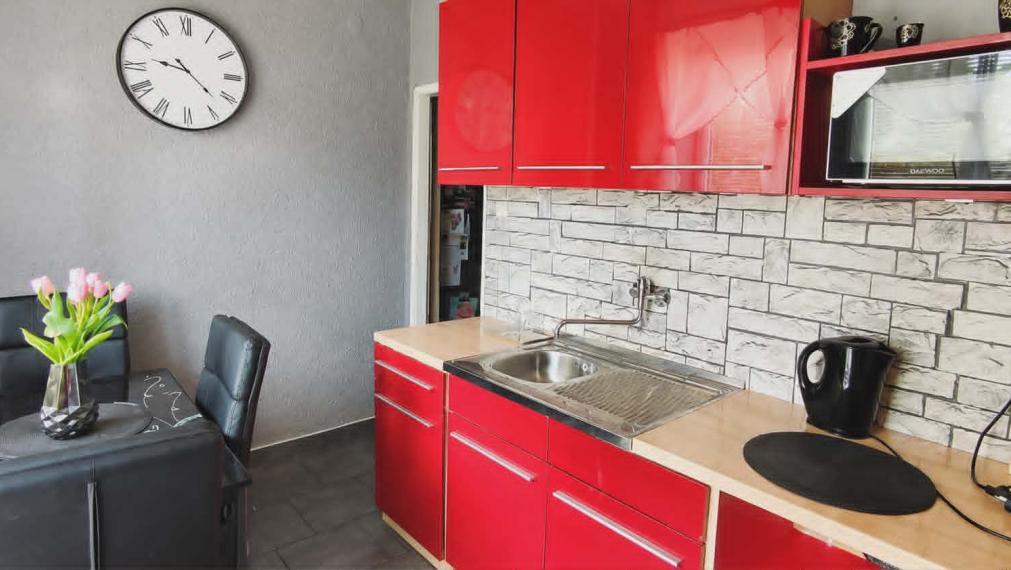 SPEKTRUM REALITY- Na Predaj 2-izbový byt, 54 m2 s balkónom, okres Žiar nad Hronom, ul. Dubčeka