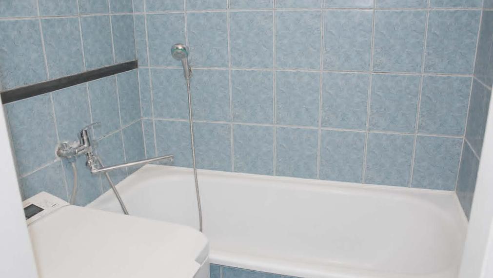 SPEKTRUM REALITY- Na Predaj 2-izbový byt, 54 m2 s balkónom, okres Žiar nad Hronom, ul. Dubčeka