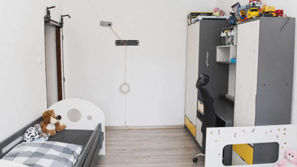 SPEKTRUM REALITY- Na Predaj 2-izbový byt, 54 m2 s balkónom, okres Žiar nad Hronom, ul. Dubčeka