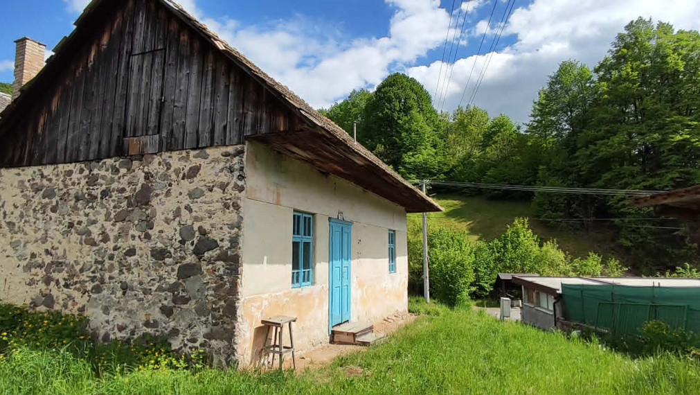 SPEKTRUM REALITY - Na Predaj rodinný dom/ chalupa s pozemkom 213 m2 , Dolná Ves, okres Žiar nad Hronom