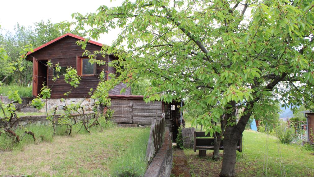 SPEKTRUM REALITY- Na Predaj záhradná chatka s pozemkom 391 m2, Návojovce, okres Partizánske
