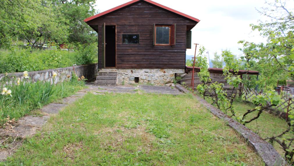 SPEKTRUM REALITY- Na Predaj záhradná chatka s pozemkom 391 m2, Návojovce, okres Partizánske