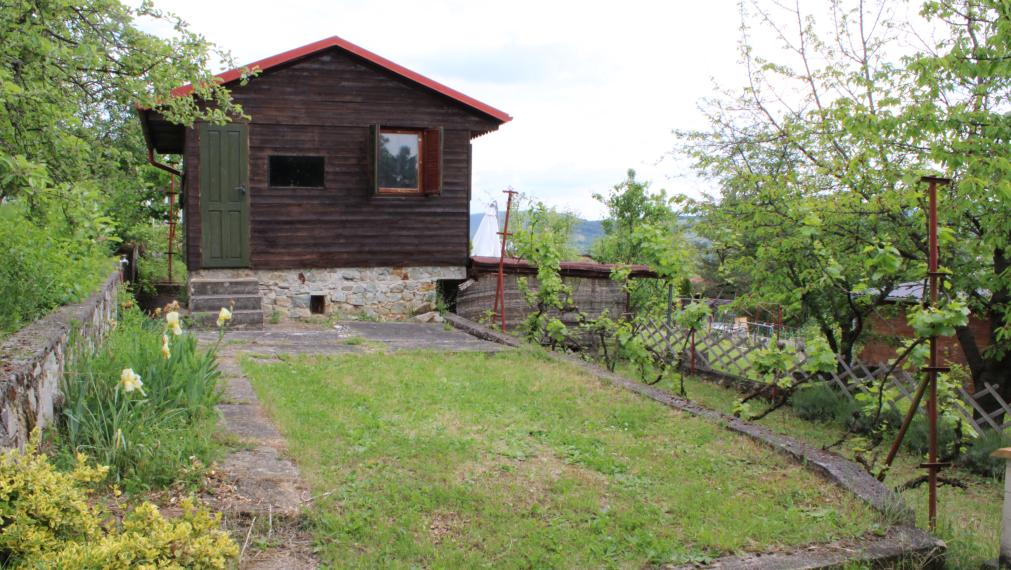 SPEKTRUM REALITY- Na Predaj záhradná chatka s pozemkom 391 m2, Návojovce, okres Partizánske