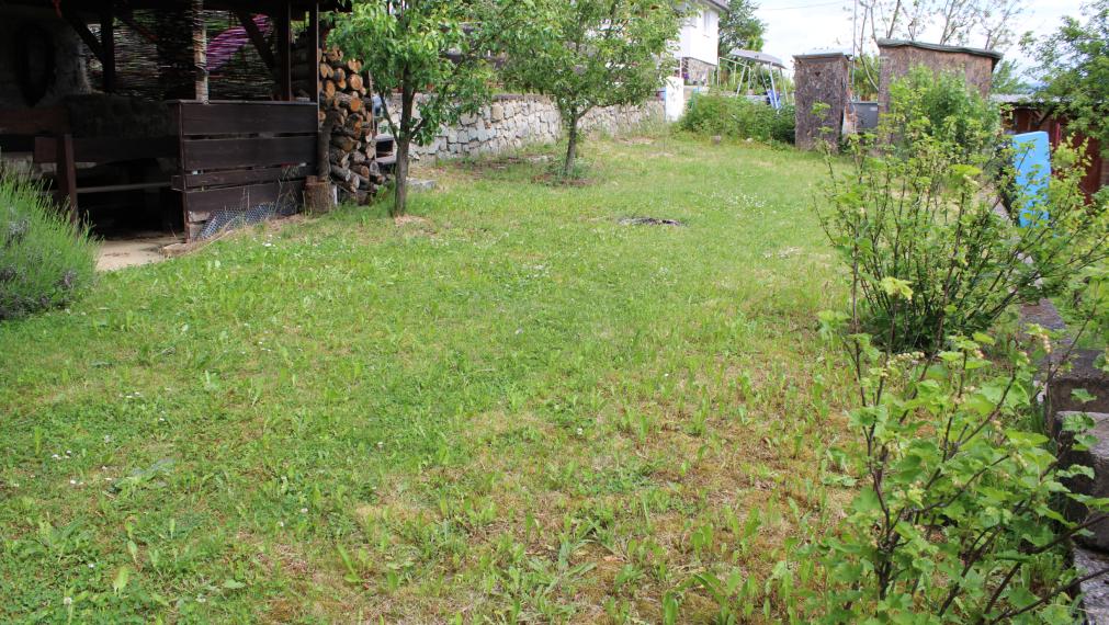 SPEKTRUM REALITY- Na Predaj záhradná chatka s pozemkom 391 m2, Návojovce, okres Partizánske