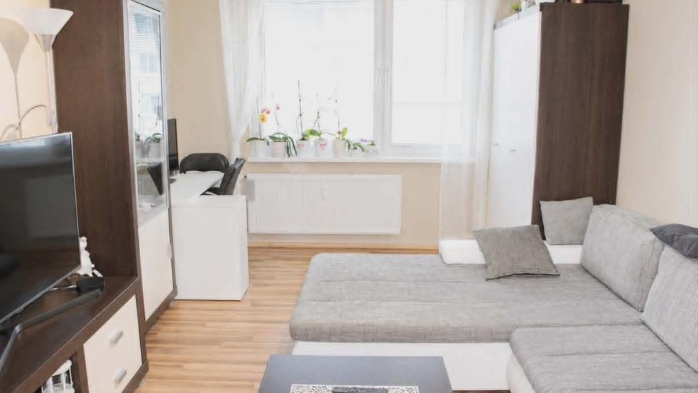SPEKTRUM REALITY Na PREDAJ-  3,5-Izbový  veľkometrážny byt, okres  ŽIAR NAD HRONOM, Etapa