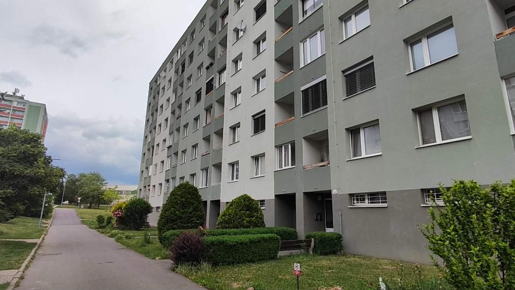 SPEKTRUM REALITY - Na PREDAJ 2 -izbový byt 50 m2, Žiar nad Hronom, Etapa