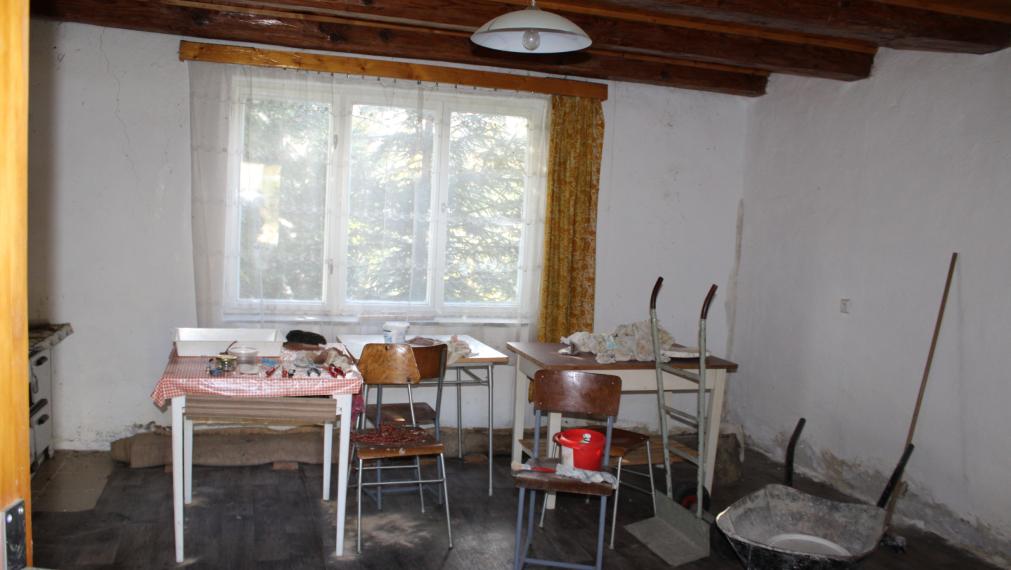 SPEKTRUM REALITY - Na Predaj  záhrada s hospodárskou budovou 429 m2 , Temeš, okres Prievidza