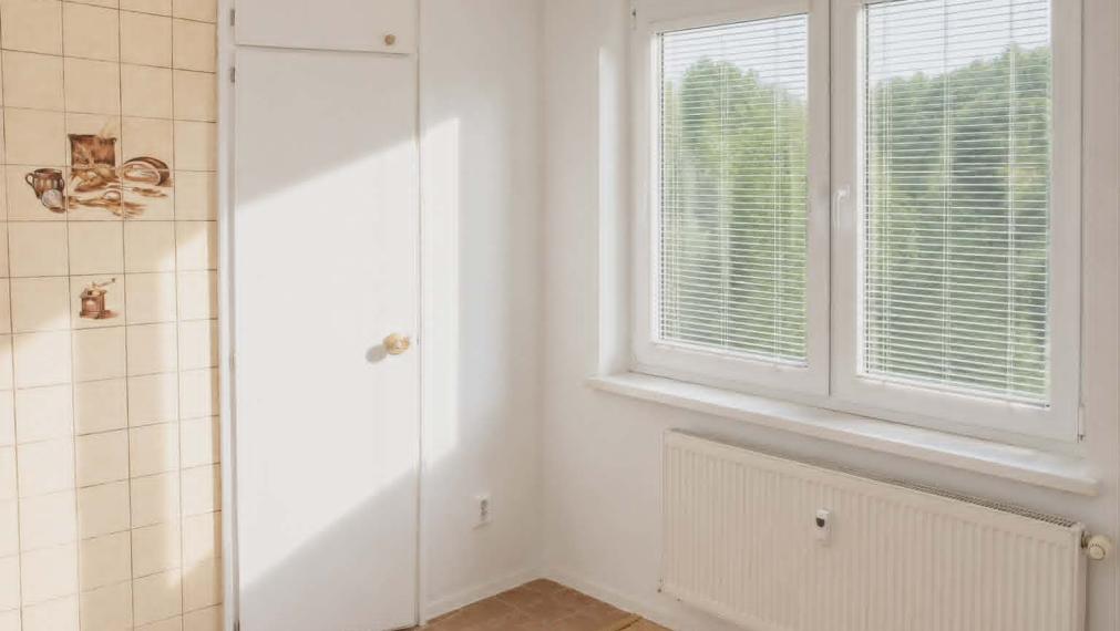 EXKLUZÍVNE-SPEKTRUM REALITY- Na Predaj 3-izbový byt, 62 m2 s balkónom, Handlová, ul. Prievidzská