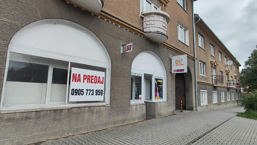 EXKLUZÍVNE-SPEKTRUM REALITY- Na Predaj Obchodný priestor 70 m2, Handlová, Ul. 29.Augusta