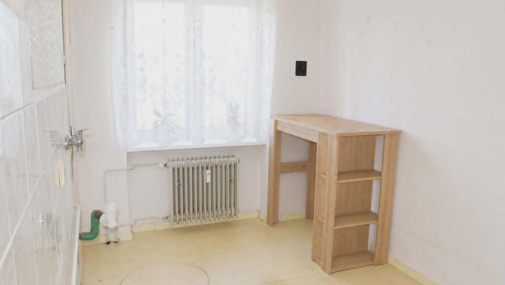 EXKLUZÍVNE-SPEKTRUM REALITY- Na Predaj 2-izbový byt, 73.61 m2 s balkónom, Zemianske Kostoľany, okres Prievidza